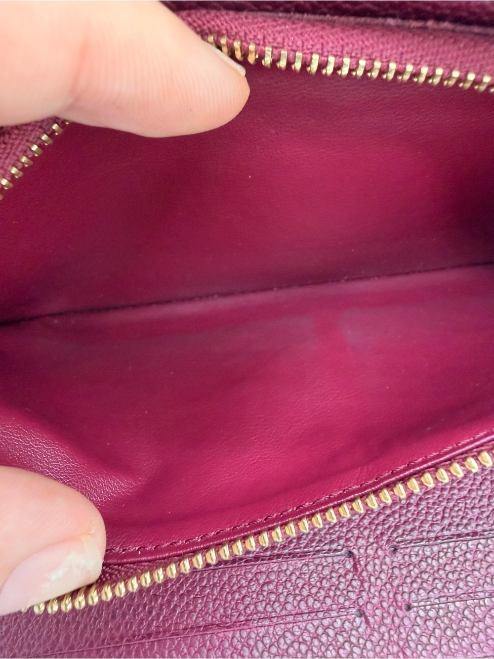 Louis Vuitton Empreinte Long Zip Organizer Wallet - Picture 9 of 9